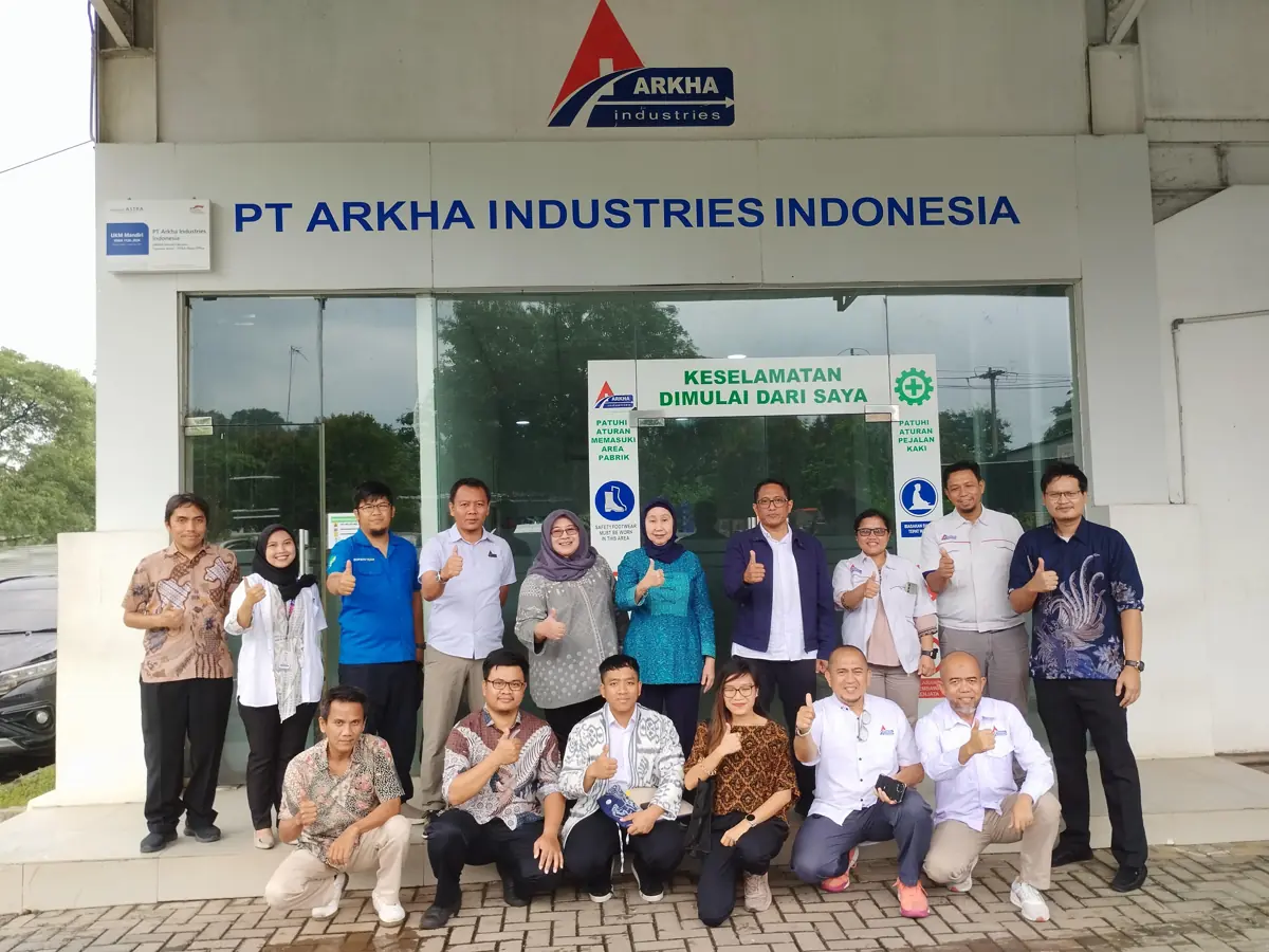 Tim Sopwer bersama tim PT Arkha Industries Indonesia saat evaluasi implementasi ERP